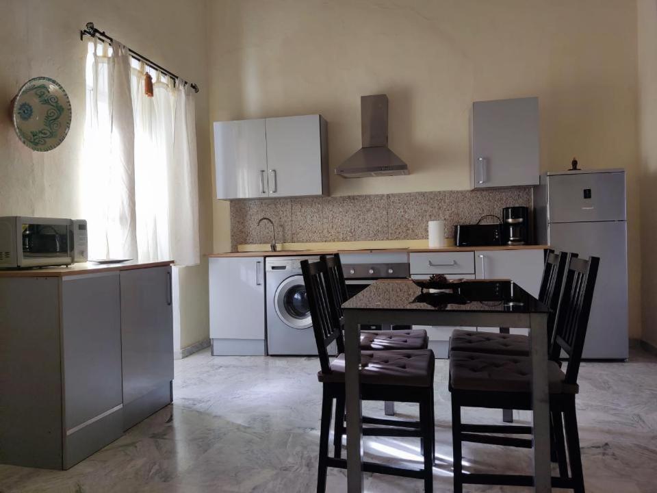 Apartamentos Jp Fregenal Fregenal de la Sierra Εξωτερικό φωτογραφία